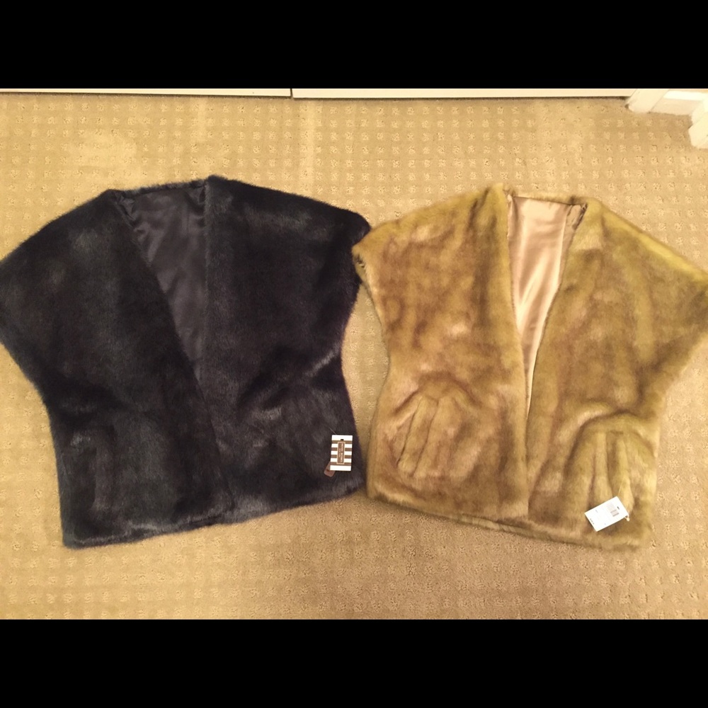 Henri Bendel Faux Fur Reversible Shrug Jacket Gold - Picture 5 of 5